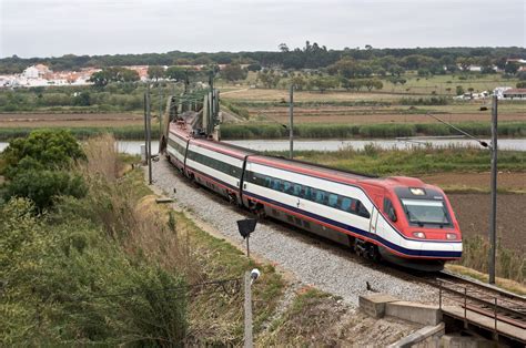 comboios de portugal